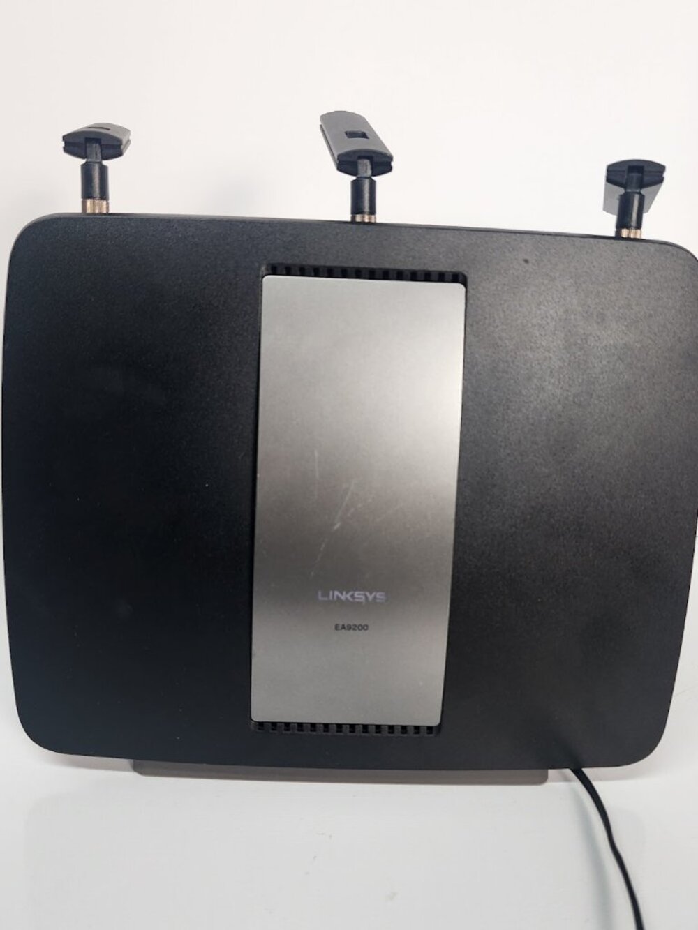Linksys EA9200 Tri-Band AC3200 Gigabit Smart WiFi Router Modem